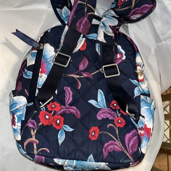 Vera Bradley Women’s Performance Twill Small Backpack - Picture 5 of 10